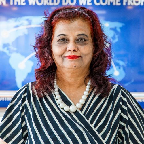 Shirley Navis Pinto